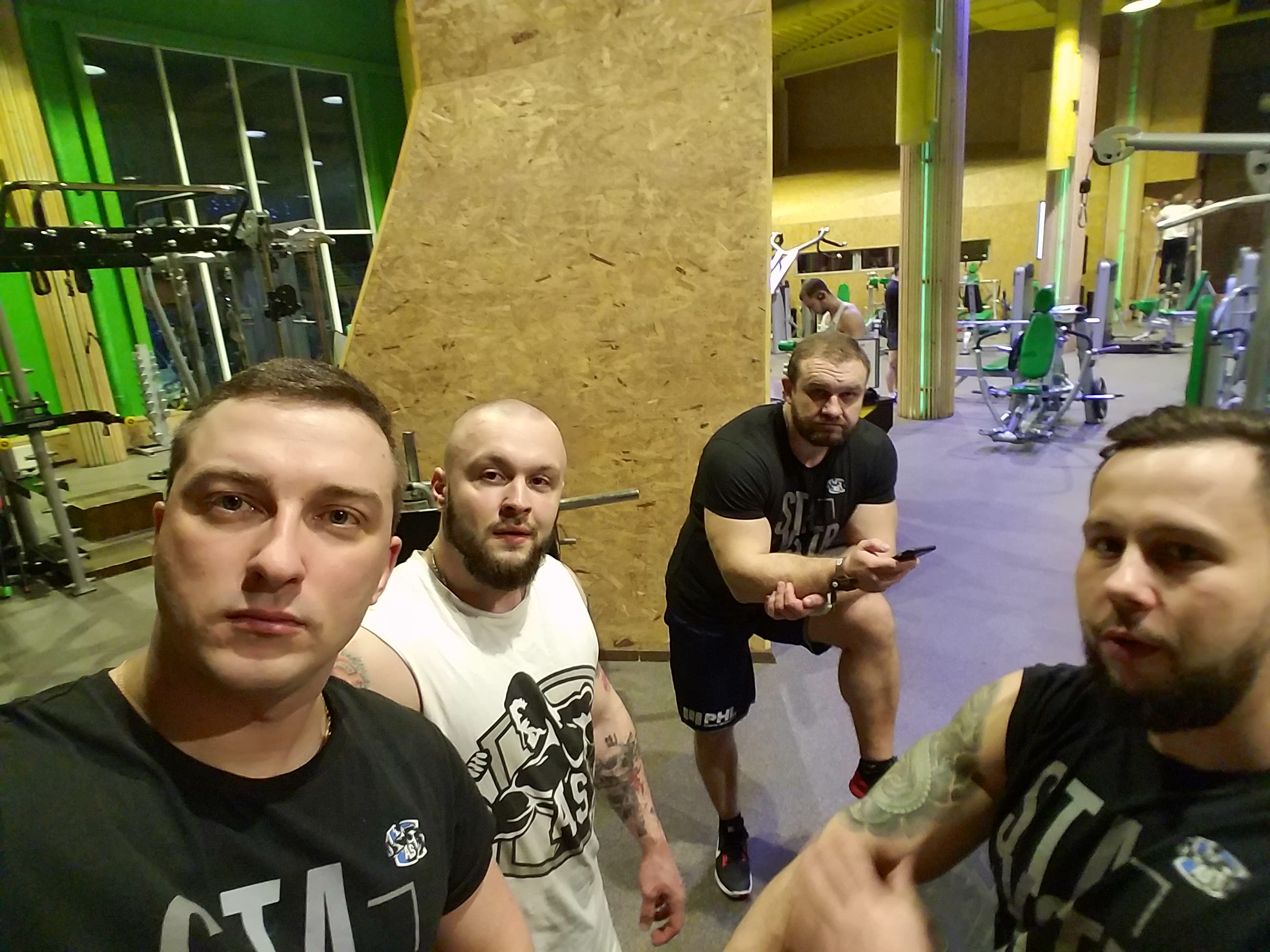 ✌ Курилка ⓂⒸⓀпоболтать обо всем  ☕ - Бодибилдинг форум AnabolicShops