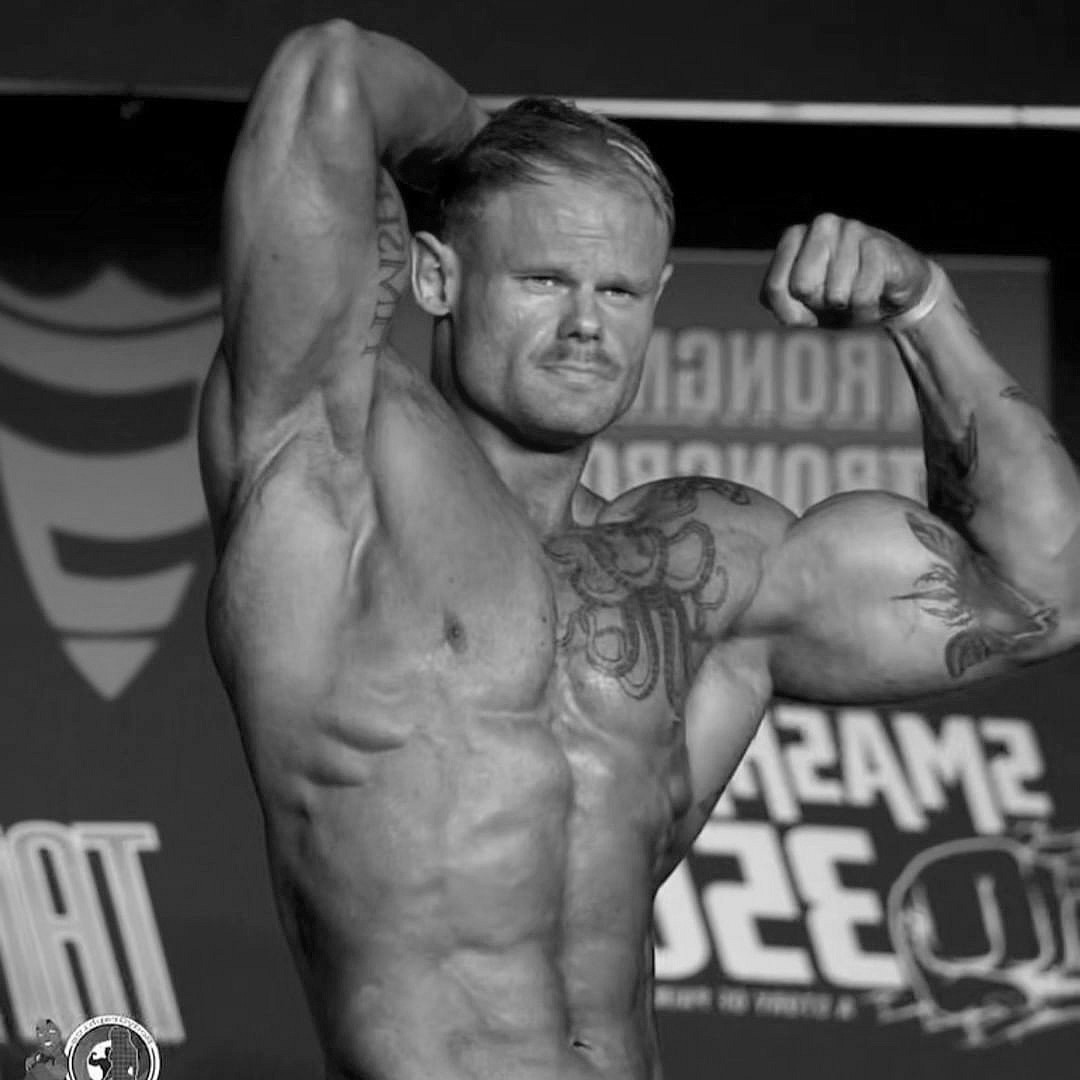 Бодибилдер погиб, спасая двух студенток - Бодибилдинг форум AnabolicShops