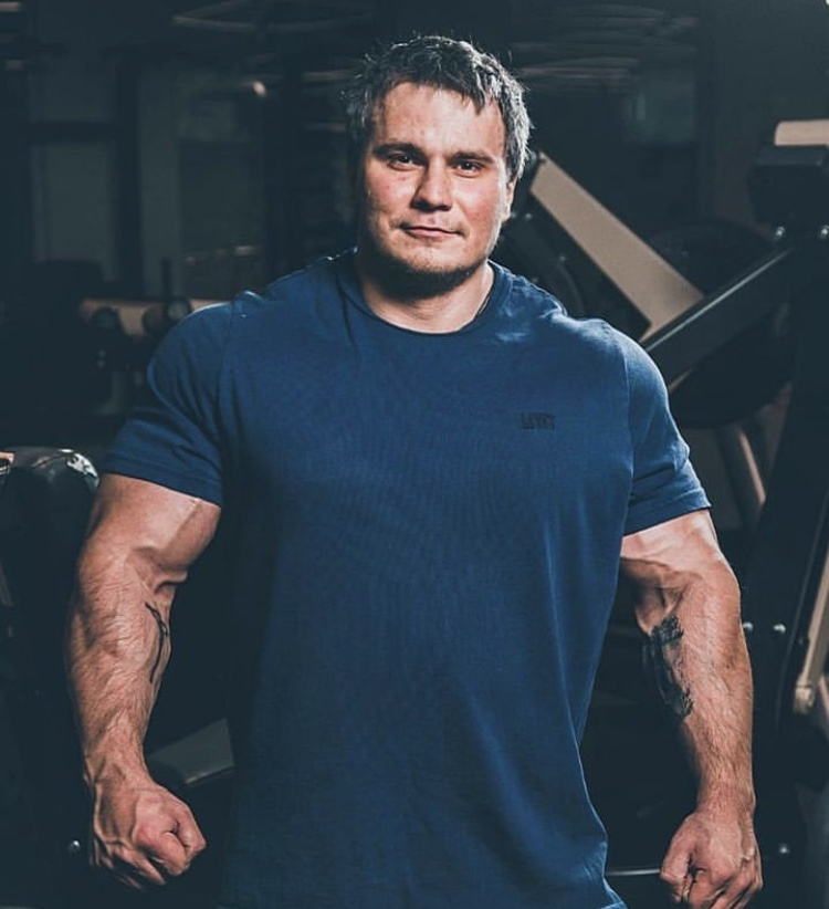 Дориан Ятс о стероидных курсах и тренболоне - Бодибилдинг форум AnabolicShops