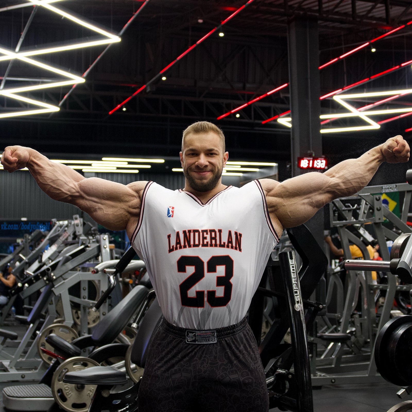 Виталий Угольников о стероидах в Бразилии - Бодибилдинг форум AnabolicShops
